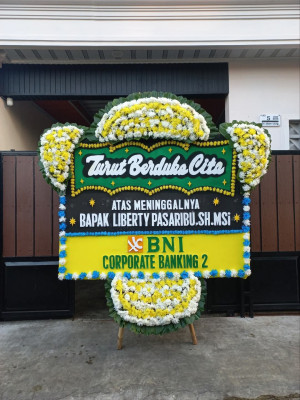 Papan Bunga Duka di Pontianak Selatan